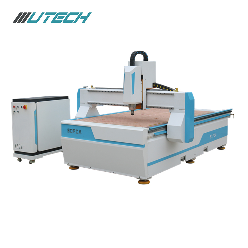 Router CNC per router CNC in legno CNC 1325 a 3 assi in alluminio con tavolo aspirante