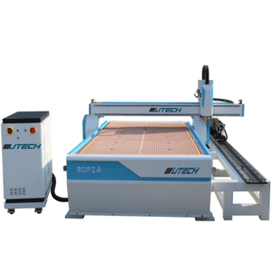 Router di CNC per mobili 1325 in legno a 3 assi per porte in compensato MDF Incisore per legno 3D