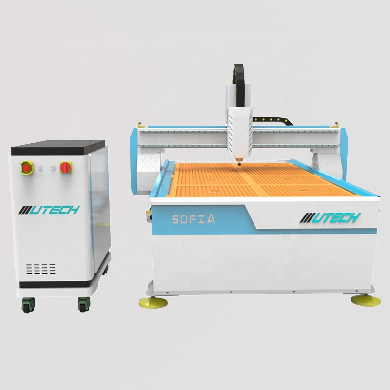 Router CNC per router CNC in legno CNC 1325 a 3 assi in alluminio con tavolo aspirante